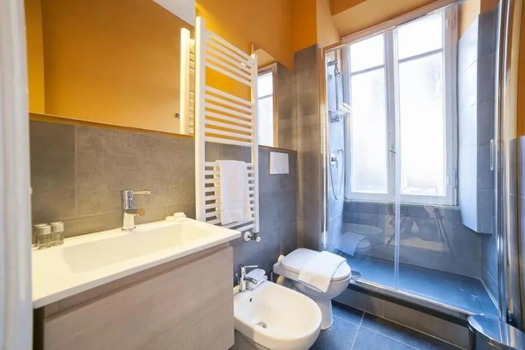 Monti 3 Bedroom Apartment Colisseum Roma 0*,
